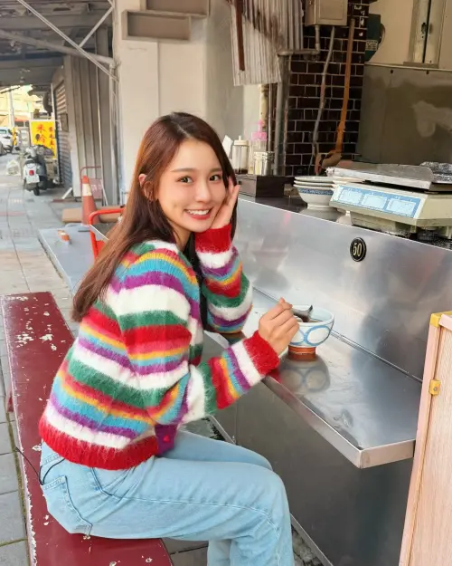 ▲▼林莎慧黠又甜美，受封「台版三上悠亞」、「國民初戀」、「無害女友」。（圖／林莎 SuperLisa臉書）