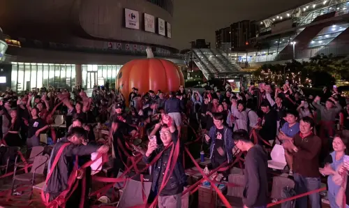 經典賽3/5開打！百貨祭「抗日韓美食」優惠、500吋大螢幕熱血轉播