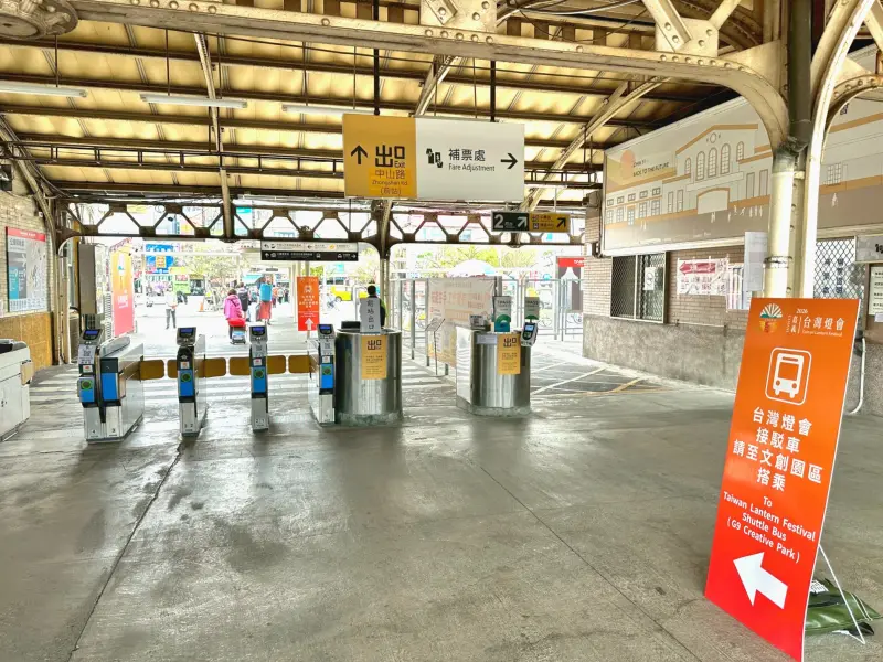 台灣燈會在嘉義明日登場　台鐵、高鐵加開近百列車疏運