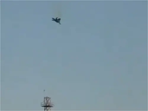 科威特美軍基地驚傳戰機墜機！著火墜落瞬間曝　疑遭友軍誤擊