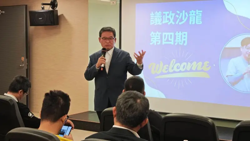 ▲前彰化市長邱建富曾在彰化縣議會的議政沙龍分享從政經驗。（圖／翻攝邱建富臉書，2026.03.02）