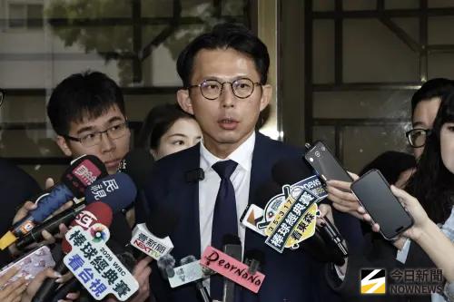 「示範帶」音檔惹議！黃國昌列被告現身北檢應訊：內心遺憾悲傷