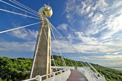 買到二手票！「崗山之眼」2員工靠1招私吞門票錢　爽賺萬元遭起訴