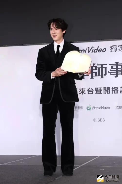 ▲柳演錫（如圖）演技深植人心，代表作包括《機智醫生生活》、《現在撥打的電話》等。（圖／記者朱永強攝影）