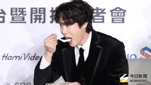 柳演錫來台過元宵節！大口吃湯圓、突撂台語：金猴加　畫面超反差
