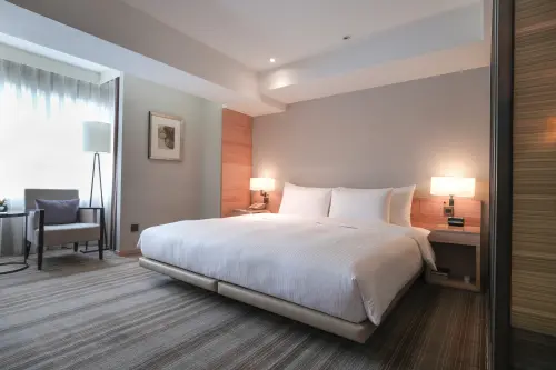 ▲即日起至3月24日，於平日（週日至週四）入住國泰飯店觀光事業旗下和逸飯店等，可額外獲得 2000 點AMAZZING CLUB會員點數。( 圖／國泰飯店觀光事業提供www.cathayhotel.com.tw)