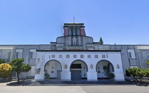 花蓮前科男巷內「露鳥小便」！辯尿急沒用仍挨告　超慘下場曝