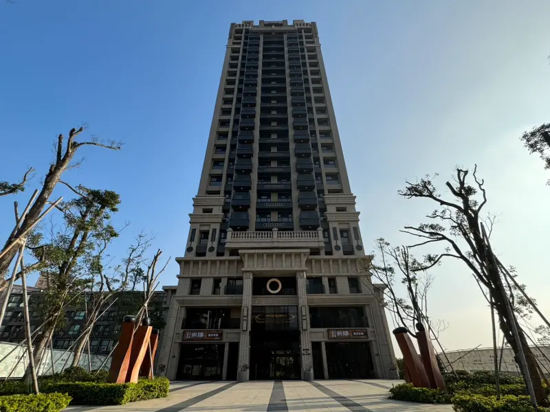 藝文特區輸了？青埔豪宅「耑鑄」單價衝75.4萬創紀錄　專家揭關鍵