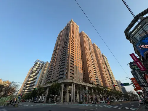 ▲「中悅一品/中悅世界中心」屋齡雖已12年，仍不減其價值，前一手屋主持有約10年轉手，增值2132萬元。（圖／台灣房屋提供twhg.com.tw）