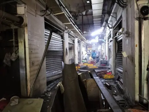 快訊／台中建國市場氣爆！「瓦斯外洩」毀16攤商　現場慘狀曝