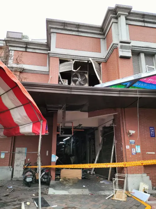 ▲台中建國市場氣爆。（圖／取自羅廷瑋臉書）