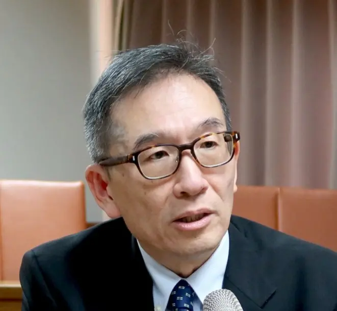 Professor Wang Kuan-Hsiung