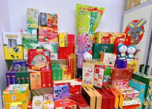 超商禮盒價崩「一堆7-11堅持不降價」！原因太真實　店員遭嗆認了