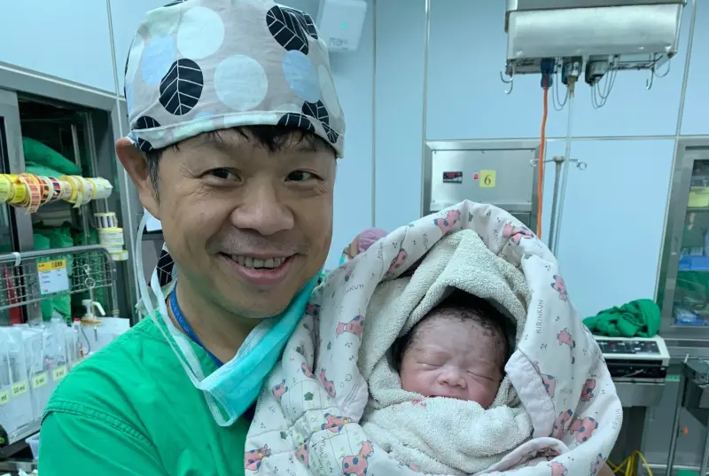 可愛貼圖她畫的！恐龍女孩綺綺18歲冥誕　台大醫憶1事：她回來了