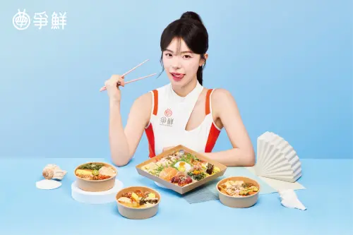 ▲棒球啦啦隊女神李多慧降臨爭鮮。（圖／爭鮮sushiexpress.com.tw)