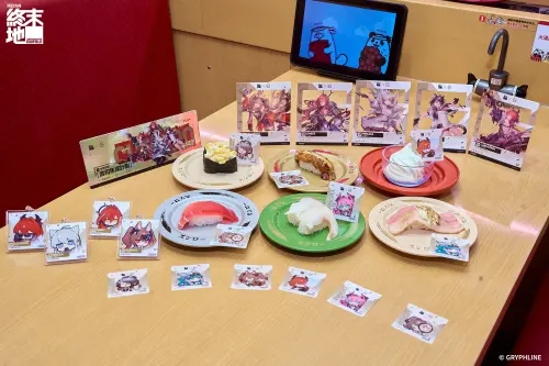 ▲壽司郎聯名《明日方舟：終末地》，限定餐點送Q版立繪插卡、鑰匙圈等周邊商品。（圖／壽司郎sushiro.com.tw）