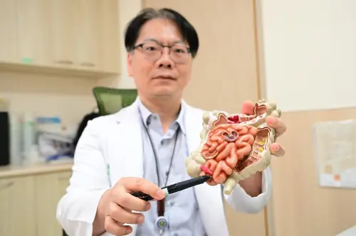 婦車禍送醫！揪出肚子10公分腫瘤　醫揭「先天性」：常發生中年女