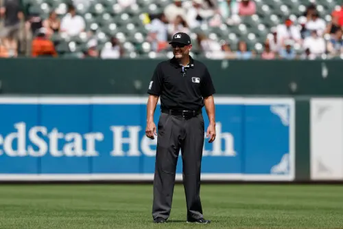 台澳大戰驚見2個「費仔」！中華隊首戰有趣巧合　一壘審是MLB名哨