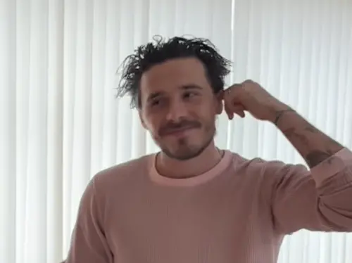 ▲布魯克林貝克漢（如圖）27歲生日仍拒絕跟爸媽恢復聯絡，只願與妻子妮可拉秀恩愛。（圖／摘自 IG@nicolaannepeltzbeckham)