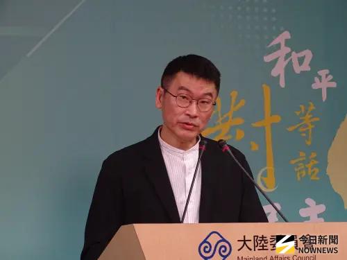 梁文傑酸鄭麗文訪中「這事遮遮掩掩」　藍議員回嗆：沒水準