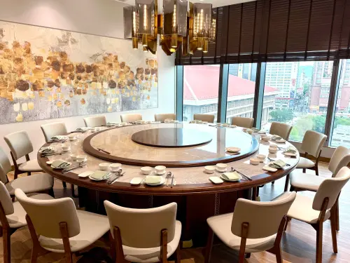 ▲「上海鄉村 承德本家」擁有9間包廂，隱密性極佳。（圖／記者蕭涵云攝）