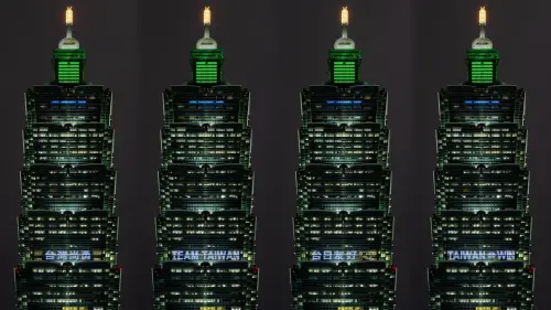 經典賽台日大戰明開打！台北101今點燈集氣：台灣尚勇、台日友好
