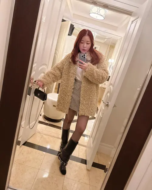 ▲周品均不選 0050 而重兵單押台積電，靠著「買進好公司就抱緊」的心法，成功將 5000 萬本金滾成破億身價。（圖／翻攝自周品均臉書）