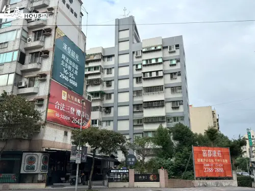 ▲位於社子的預售案「漢皇韶光」打出親民單價吸引購屋族，目前單價約 75.4 萬元，為北市新案低標，銷售率已過半。（圖／住展雜誌提供）