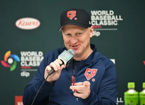 ▲捷克隊總教練在賽前記者會主動關心陳傑憲傷勢，直言不高興聽到此消息。（圖／読売新聞社提供）