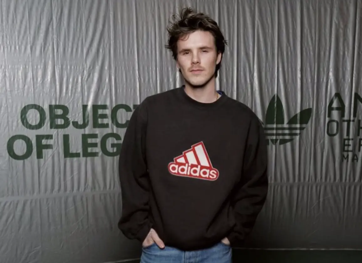 ▲貝克漢小弟克魯茲開嗆大哥布魯克林後又改口，表示希望能與大哥和好，但布魯克林仍堅持冷戰。（圖／摘自 IG@cruzbeckham)