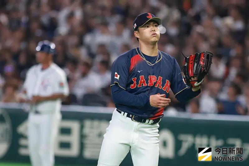 山本由伸壓制台灣不滿意！投到滿壘脫口飆Fxxk　反省「壞球太多」