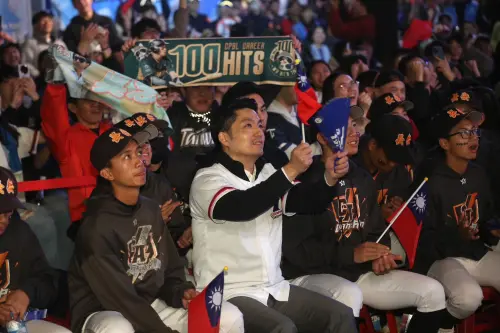 ▲台北市長蔣萬安到場應援。（圖／記者邱曾其攝）