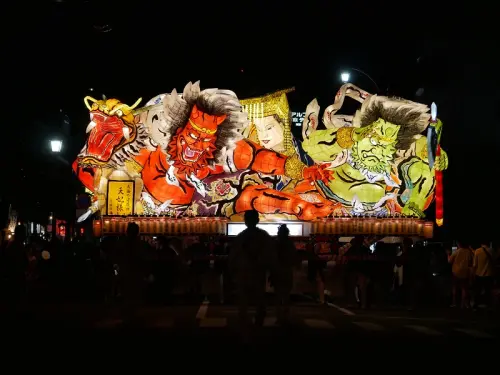 ▲台灣燈會展區的「青森睡魔抵嘉」，由諏訪慎、林廣海兩位現役青森睡魔師與團隊共同設計製作。（圖／取自台灣燈會在嘉義官網2026taiwanlanternfestival.org/）