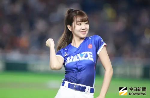 ▲侯芳在本屆經典賽獲選CTAMAZE成員，更前進東京巨蛋在中華隊面對捷克隊賽前進行表演。（圖／記者葉政勳攝）