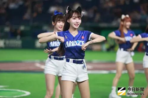 ▲CTAMAZE成員林襄在中華隊面對捷克隊賽前進行表演。