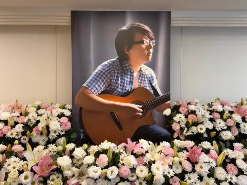 柯以敏悼念袁惟仁！鼓勵小胖老師兒子袁義：要像爸爸一樣繼續創作