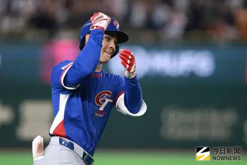 WBC經典賽台捷戰Live／二局下中華6:0捷克！費仔驚天滿貫砲炸裂
