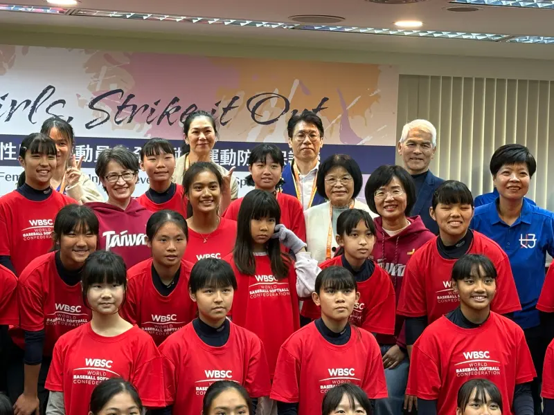 綠委缺席院會看球賽挨批　蘇巧慧回擊：「這件事」最該檢討