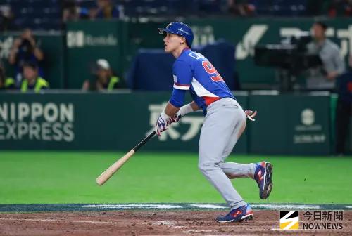 ▲「光速神威」陳晨威（圖）從昨日第九棒直升今日第二棒，與開路先鋒鄭宗哲組成極速雙箭頭，他的頂級腳程能對39歲的柳賢振施加最大心理壓迫。（圖／記者葉政勳攝）