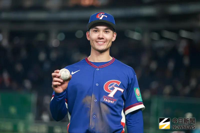 費仔經典賽首轟要送給「費媽」！坦言開轟時表情冷靜內心卻很激動