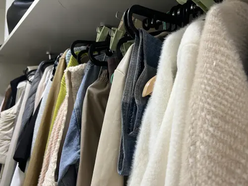 不是UQ、NET！「最神平價服飾」內行改買它：百元價、穿10年不壞