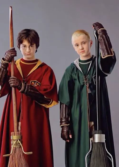 ▲湯姆費爾頓(右）與丹尼爾雷德克里夫（左），小時候就在《哈利波特》系列電影中合作，交情延續24年。（圖／摘自 IG@t22felton）