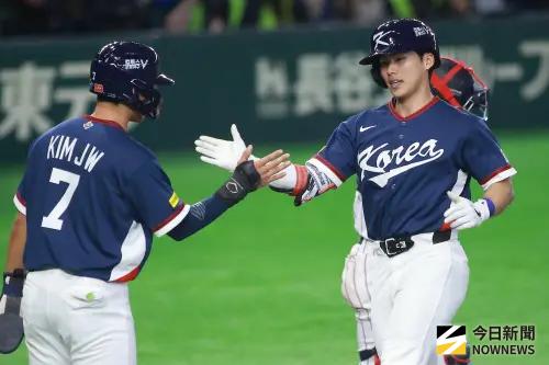 日、韓經典賽成「全壘打大戰」！前5局就炸裂5轟　5：5戰成平手