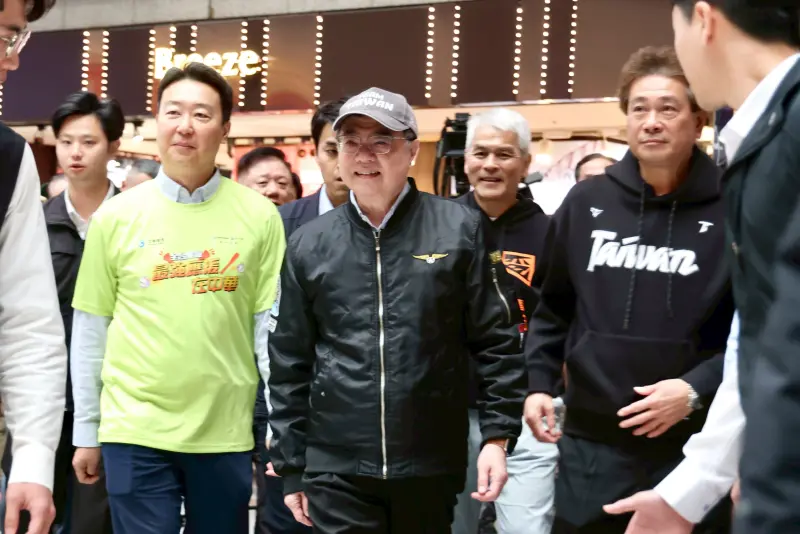 現身東京巨蛋看球　卓榮泰：休假日的自費私人活動