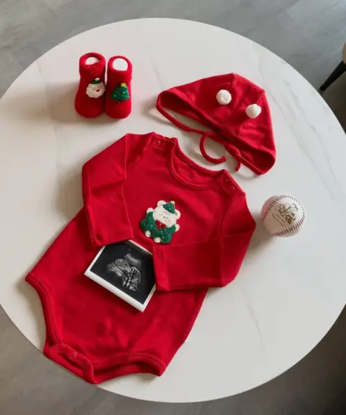 ▲江坤宇在 2024 年與妻子韓韓完成登記，而在今年 2 月底結婚兩週年之際，兩人透過 Instagram 溫馨宣布家庭迎來新成員。（圖／IG@joy880712）