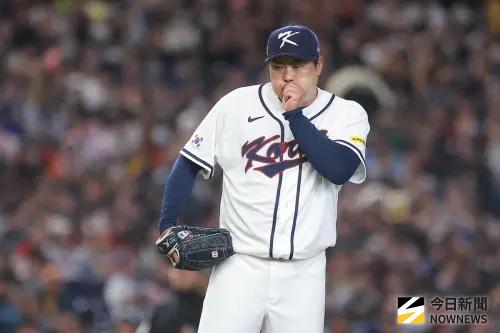 ▲由柳志炫總教練率領的韓國棒球代表隊，在今（8）日於東京巨蛋舉行的2026年世界棒球經典賽（WBC）預賽C組賽事中，歷經10局延長賽苦戰，最終以4：5不敵中華隊。（圖／記者葉政勳攝）