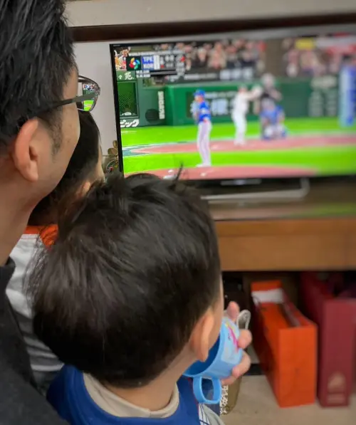 中華隊WBC逆轉勝韓國！蔣萬安揪兒看比賽喊：你們是台灣的驕傲