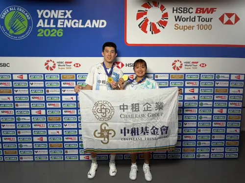 台灣混雙全英公開賽奪冠！葉宏蔚大讚搭檔詹又蓁：今天很有安全感