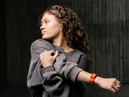 ▲Polar Loop共有「時光沙、尊爵黑、古銅棕」3款顏色。（圖／業者提供）