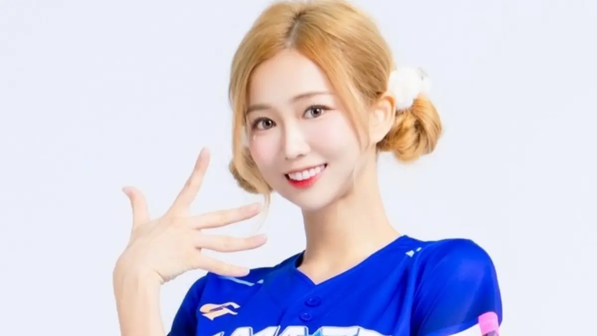 ▲秀秀子公開大素顏、眼睛紅腫的照片，透露台灣人的熱血又讓她痛哭一回。（圖／秀秀子Emily (ショウショウツ)IG@showshowz1124）